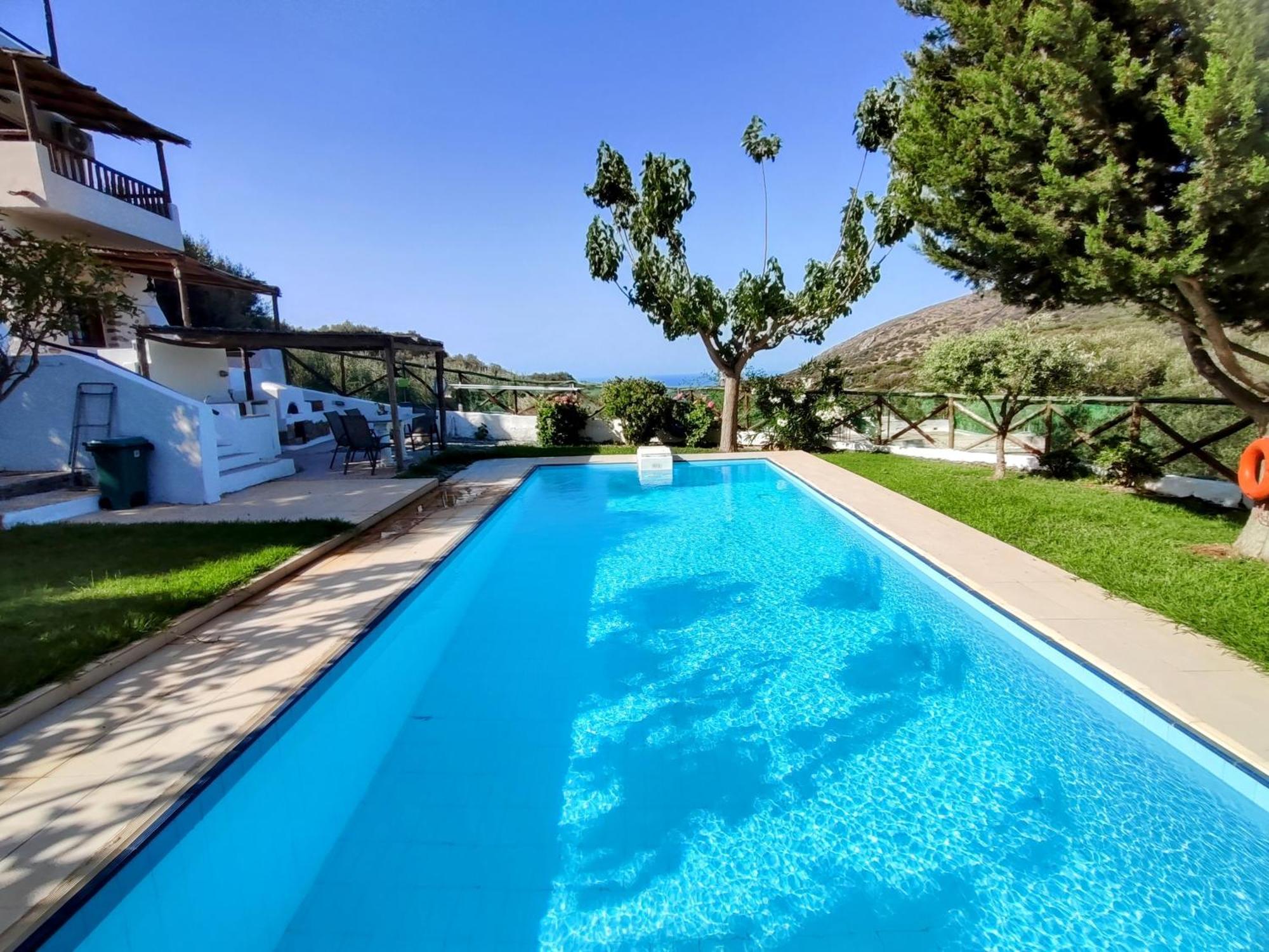 Almond Tree Private Pool, Sea Views & Birds In A Relaxing Authentic Cretan Escape Villa *